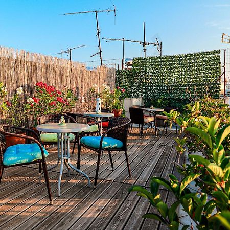 Renovated Apartment With Roof Garden Access, 15 M Walk To Acropolis 아테네 외부 사진
