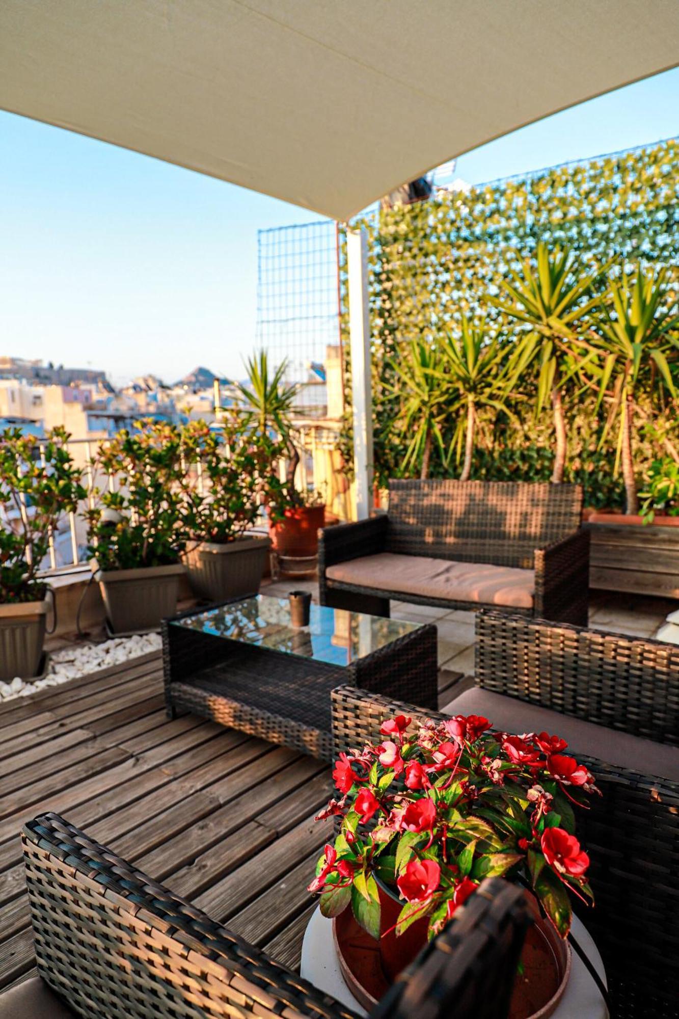 Renovated Apartment With Roof Garden Access, 15 M Walk To Acropolis 아테네 외부 사진