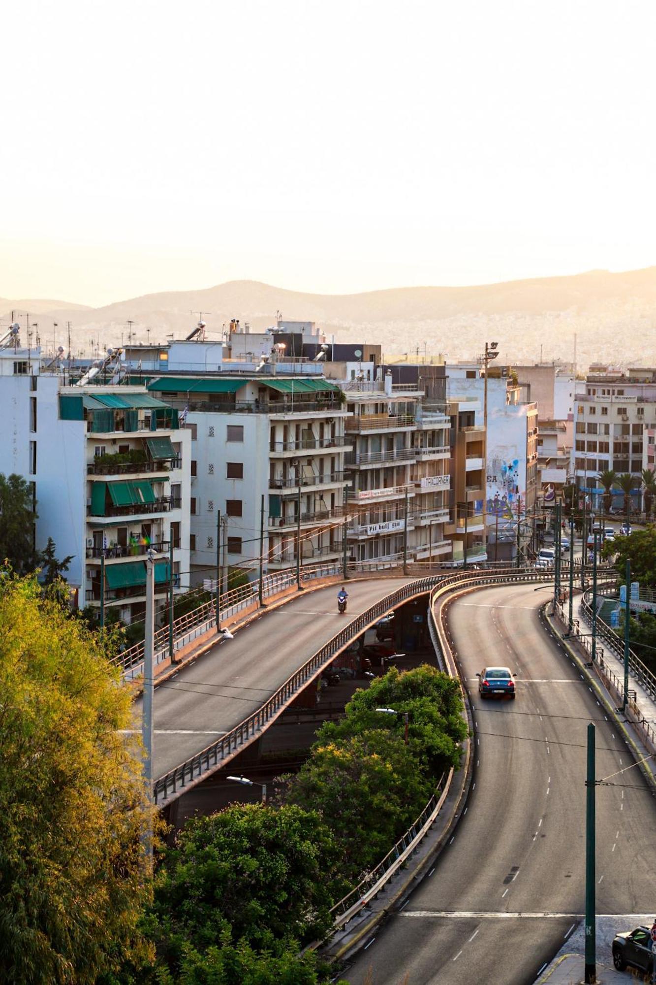 Renovated Apartment With Roof Garden Access, 15 M Walk To Acropolis 아테네 외부 사진