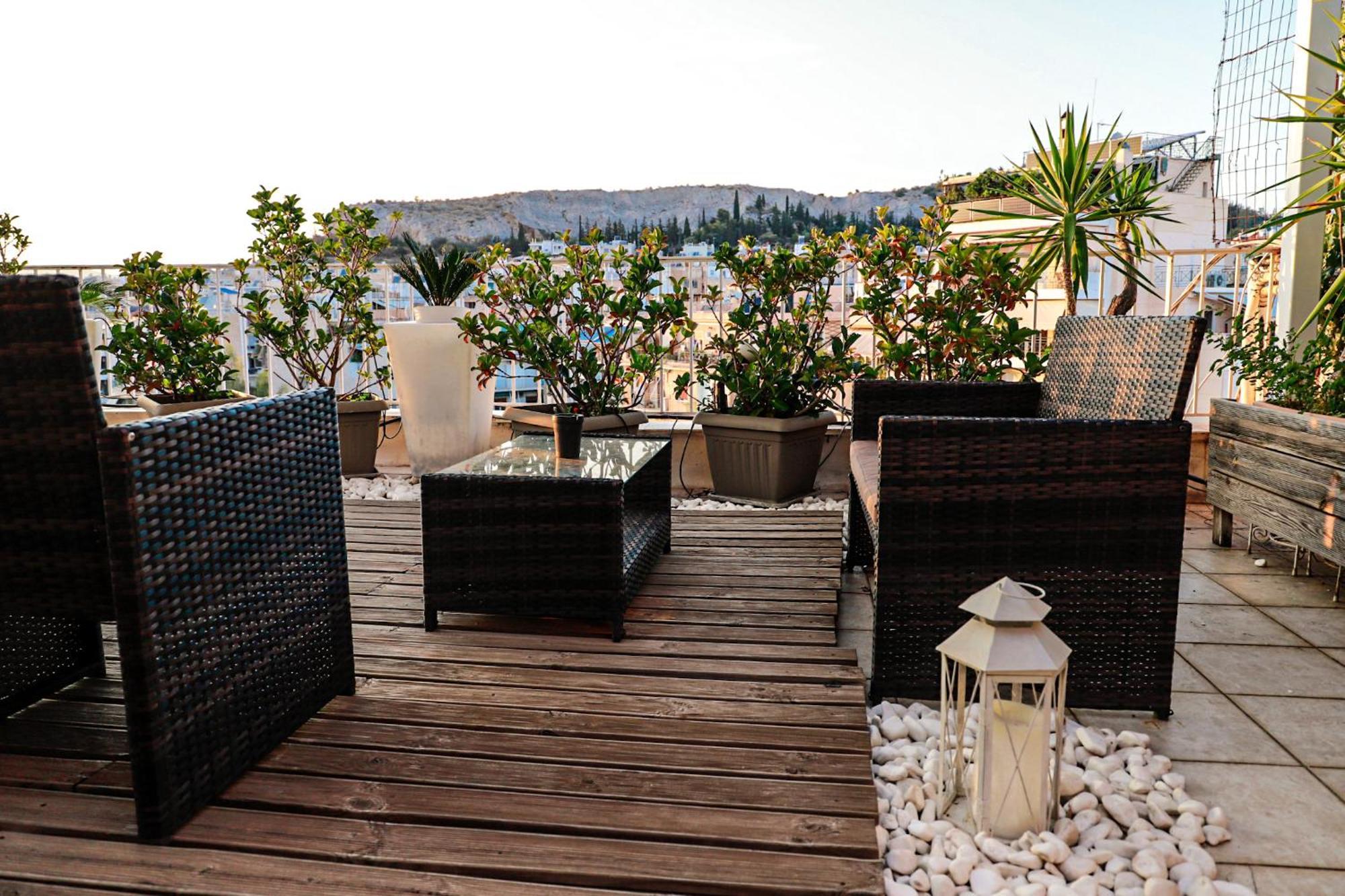 Renovated Apartment With Roof Garden Access, 15 M Walk To Acropolis 아테네 외부 사진