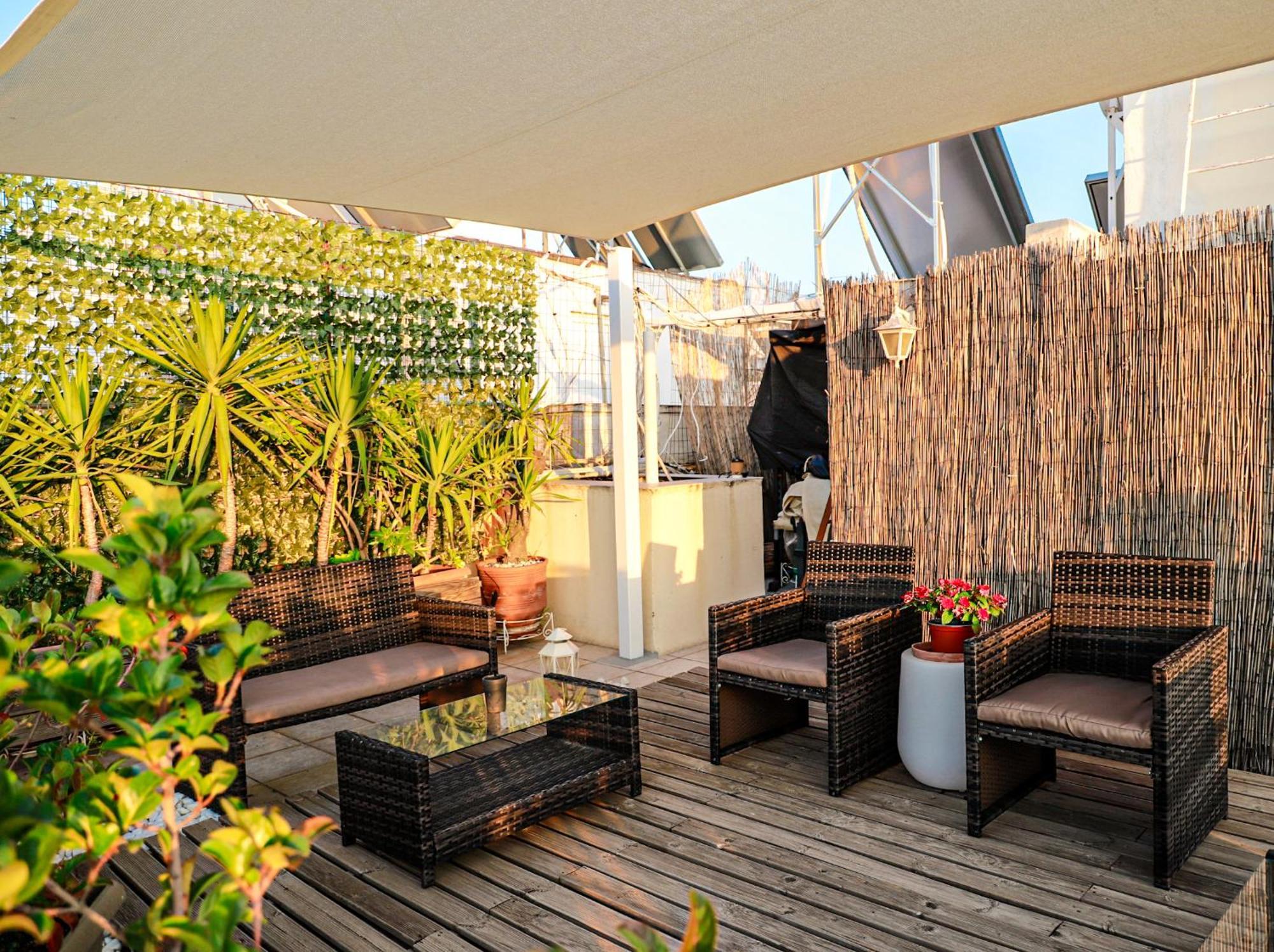 Renovated Apartment With Roof Garden Access, 15 M Walk To Acropolis 아테네 외부 사진